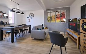 Magnifique*T4*Centre Ville*Wifi*Billard*Netflix*
